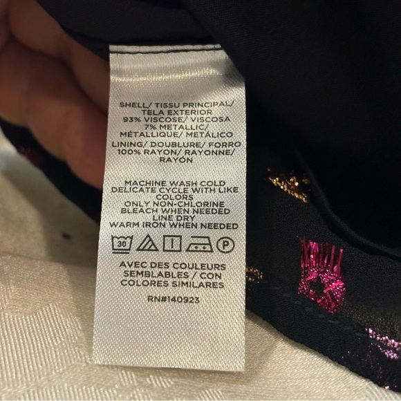 NWT Loft Shimmer Clip Ruffle Crossover Shell, Loft Large - Picture 12 of 13